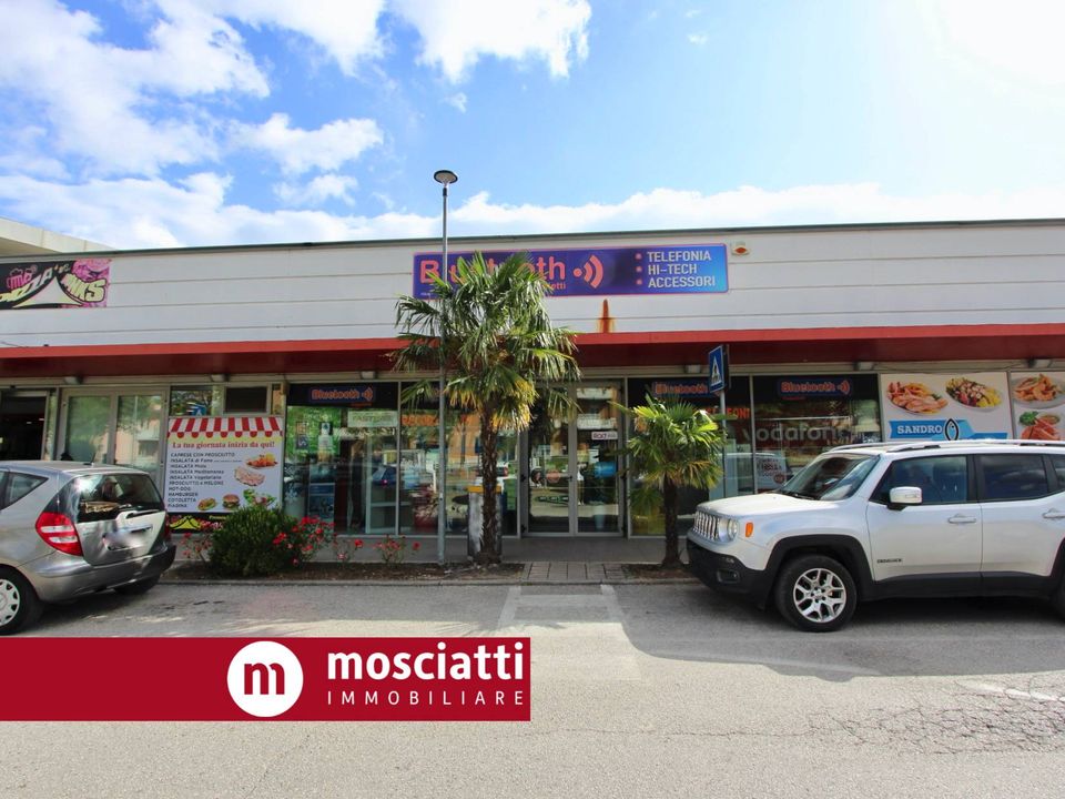 Erhvervsejendom i Matelica, Macerata - foto 2