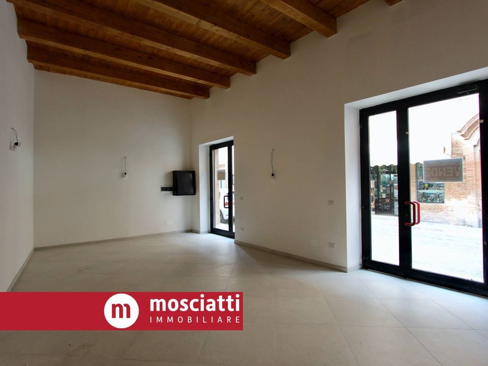 Erhvervsejendom i Matelica, Macerata - foto 4