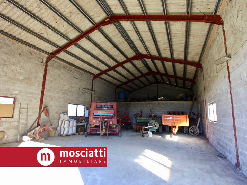 Helårsgrund i Camerino, Macerata - foto 4