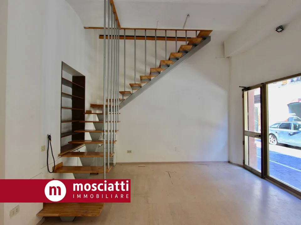 Erhvervsejendom i Matelica, Macerata - foto 3