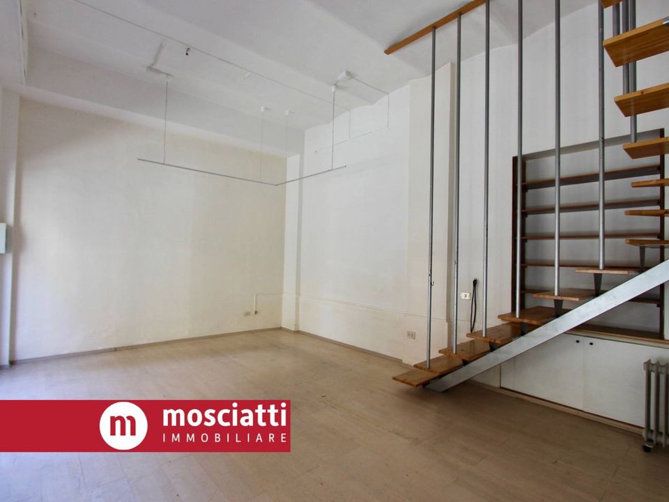 Erhvervsejendom i Matelica, Macerata - foto 4