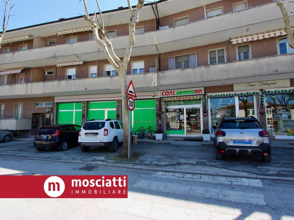 Erhvervsejendom i Matelica, Macerata - foto 2