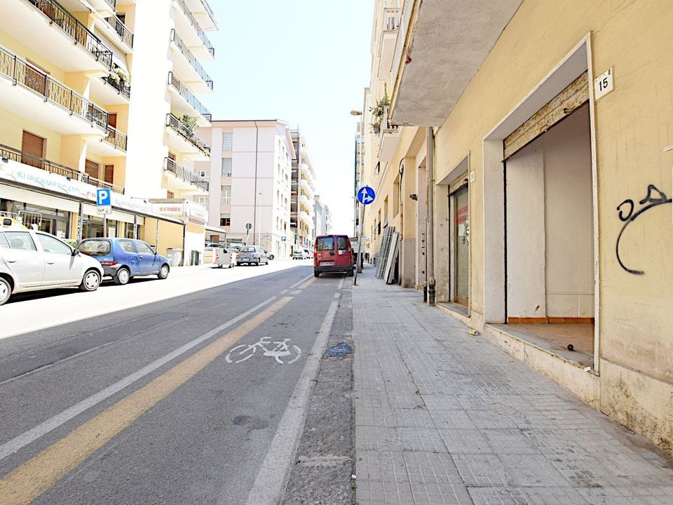 Erhvervsejendom i Sassari, Sassari - foto 5