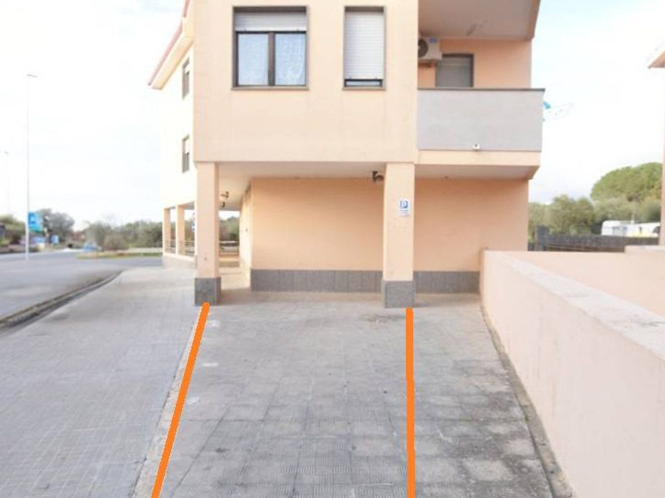 Parkeringsplads i Sassari, Sassari - foto 1