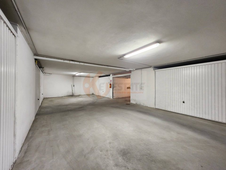 Parkeringsplads i Sassari, Sassari - foto 1
