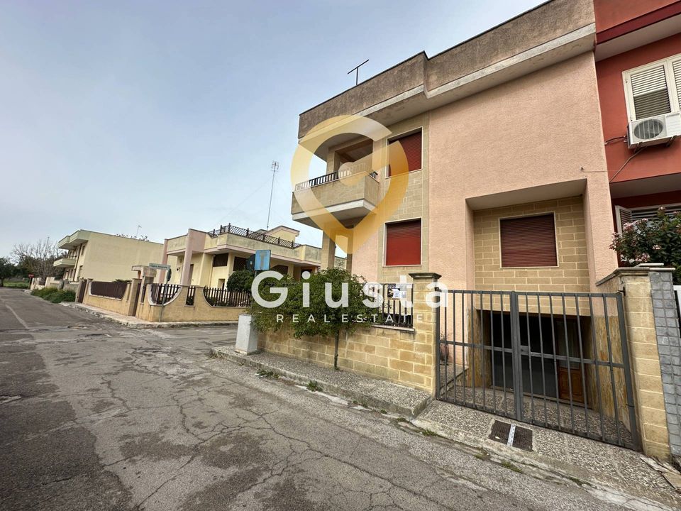 Villa i San Pietro Vernotico, Brindisi - foto 1