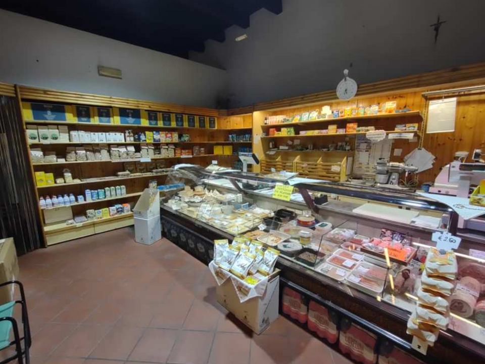 Erhvervsejendom i Cesena, Forli-Cesena - foto 2