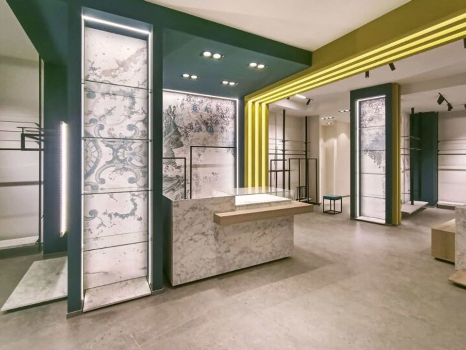 Erhvervsejendom i Montegrotto Terme, Padua - foto 1