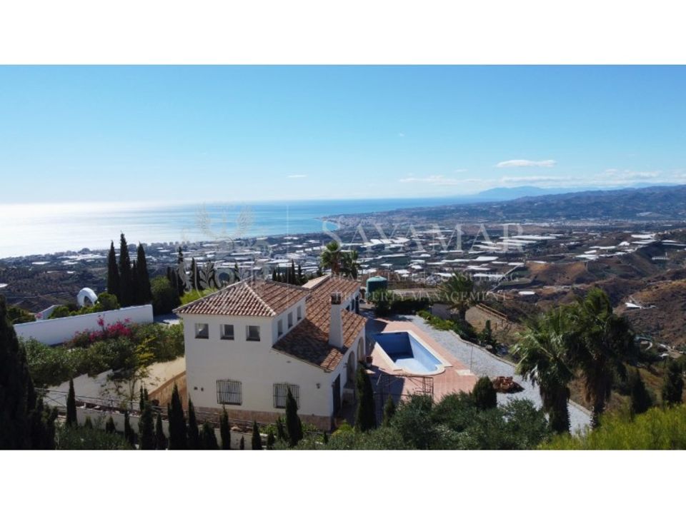 Villa i Sayalonga, Malaga - foto 1