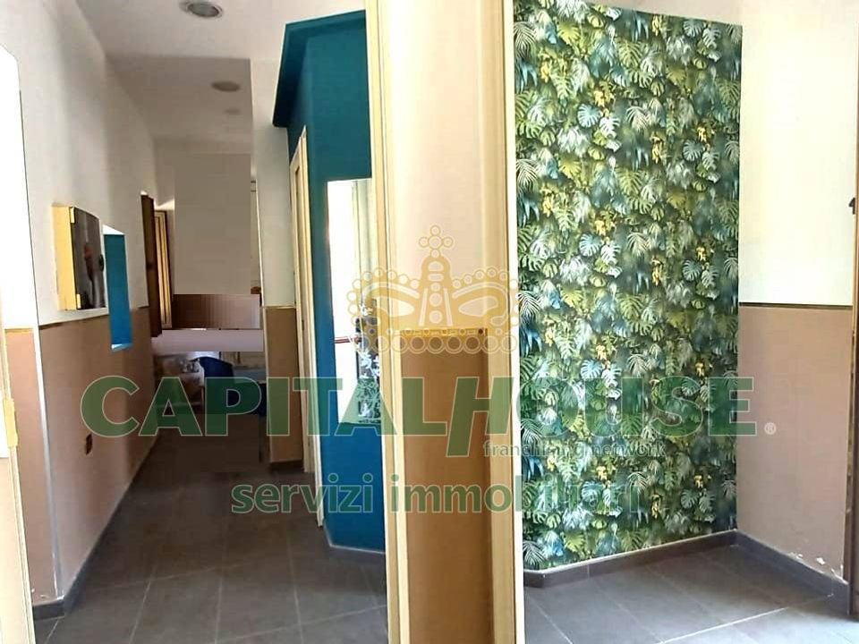 Erhvervsejendom i Capua, Caserta - foto 1