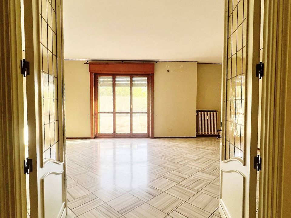 Apartment in Vercelli, Vercelli - photo 2