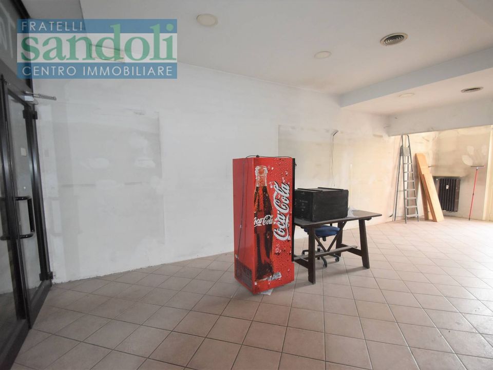 Erhvervsejendom i Vercelli, Vercelli - foto 3