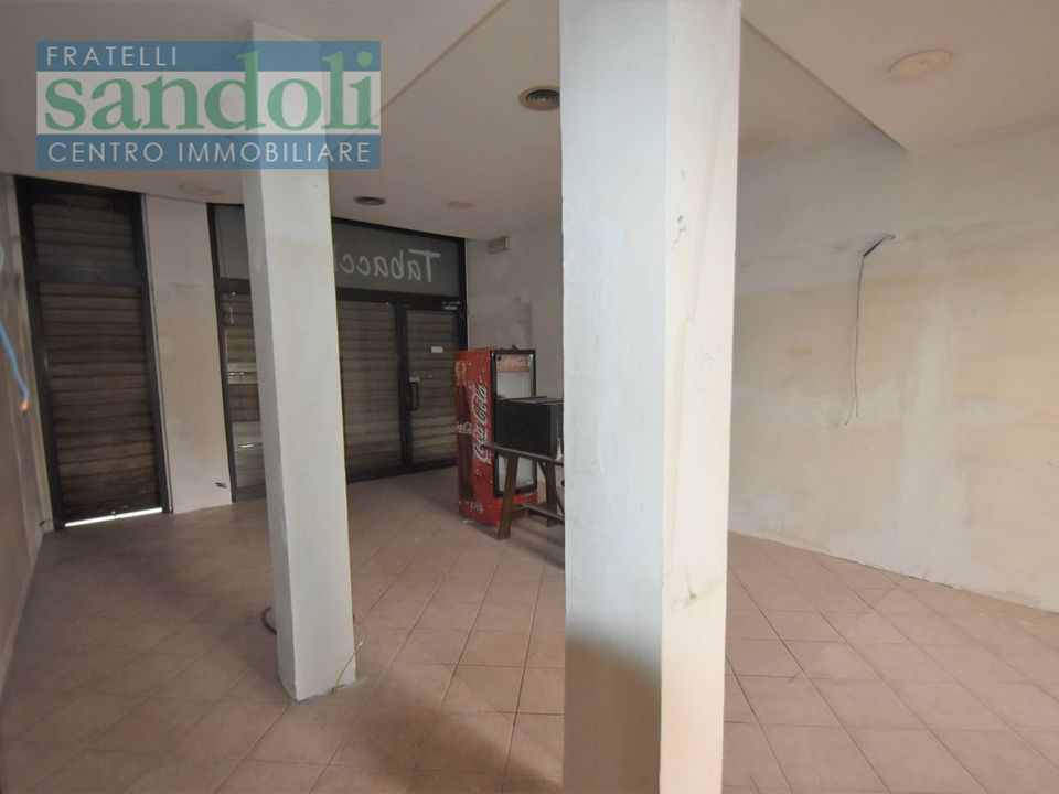 Erhvervsejendom i Vercelli, Vercelli - foto 5