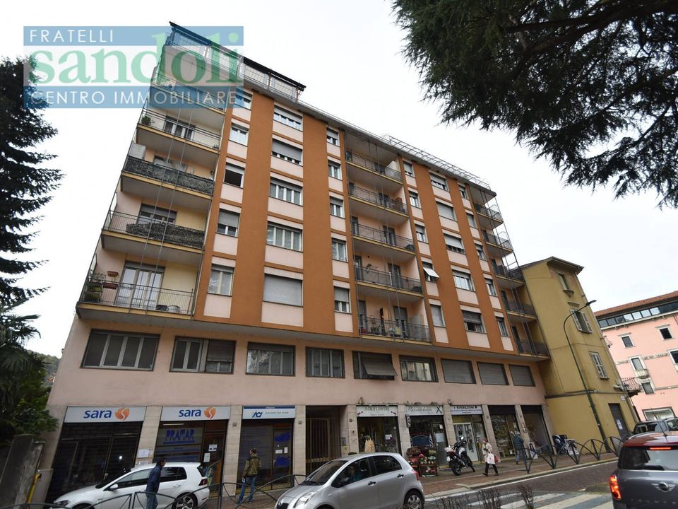 Lejlighed i Borgosesia, Vercelli - foto 1