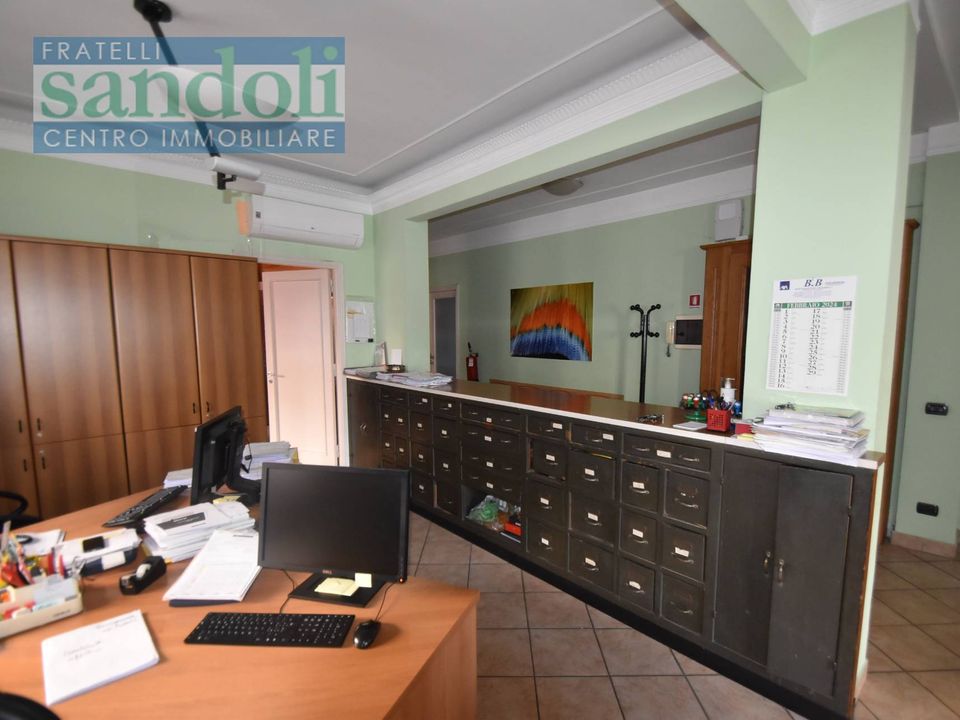 Erhvervsejendom i Vercelli, Vercelli - foto 3