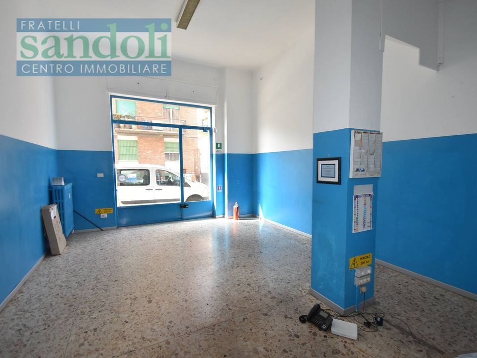 Erhvervsejendom i Vercelli, Vercelli - foto 5