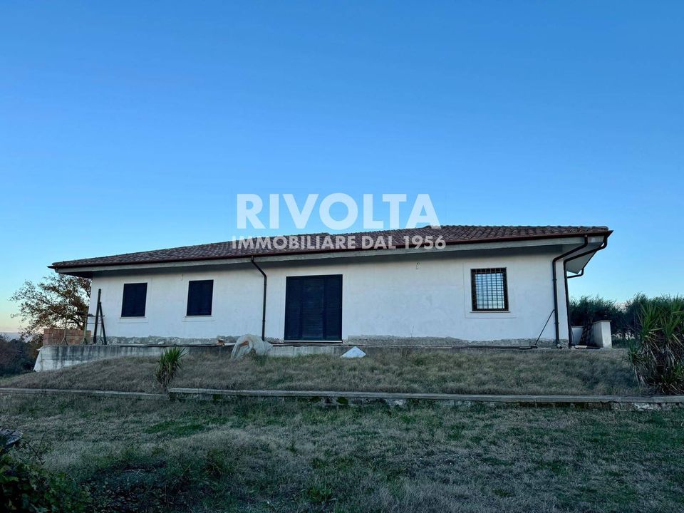 Villa i Civita Castellana, Viterbo - foto 1