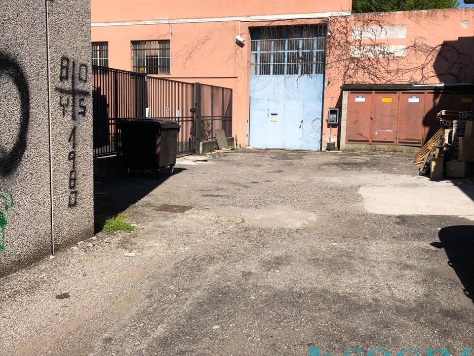Erhvervsejendom i Legnano, Milan - foto 2