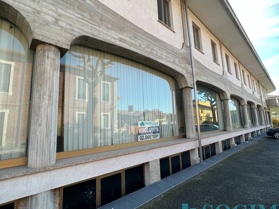 Erhvervsejendom i Buscate, Milan - foto 1