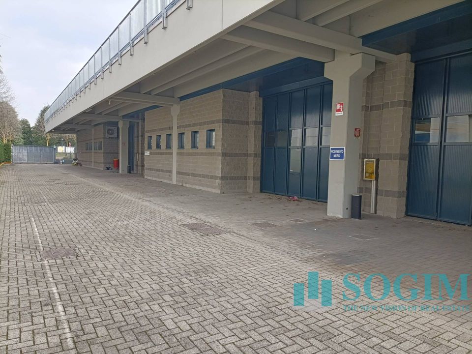 Erhvervsejendom i Carate Brianza, Monza and Brianza - foto 5
