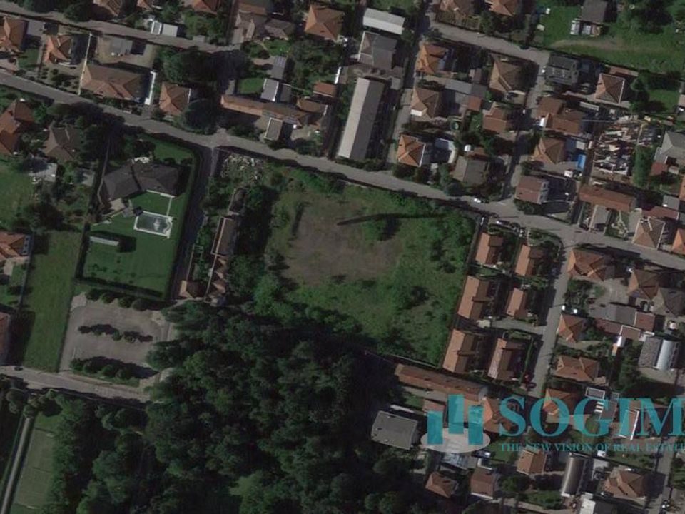 Helårsgrund i Lonate Pozzolo, Varese - foto 2