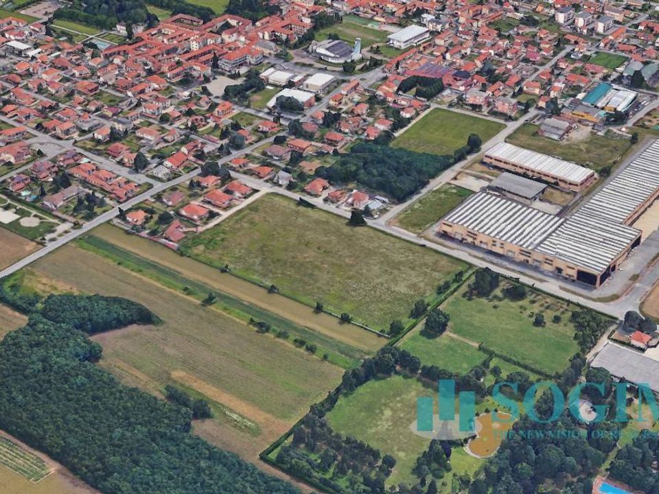 Helårsgrund i Lonate Pozzolo, Varese - foto 3