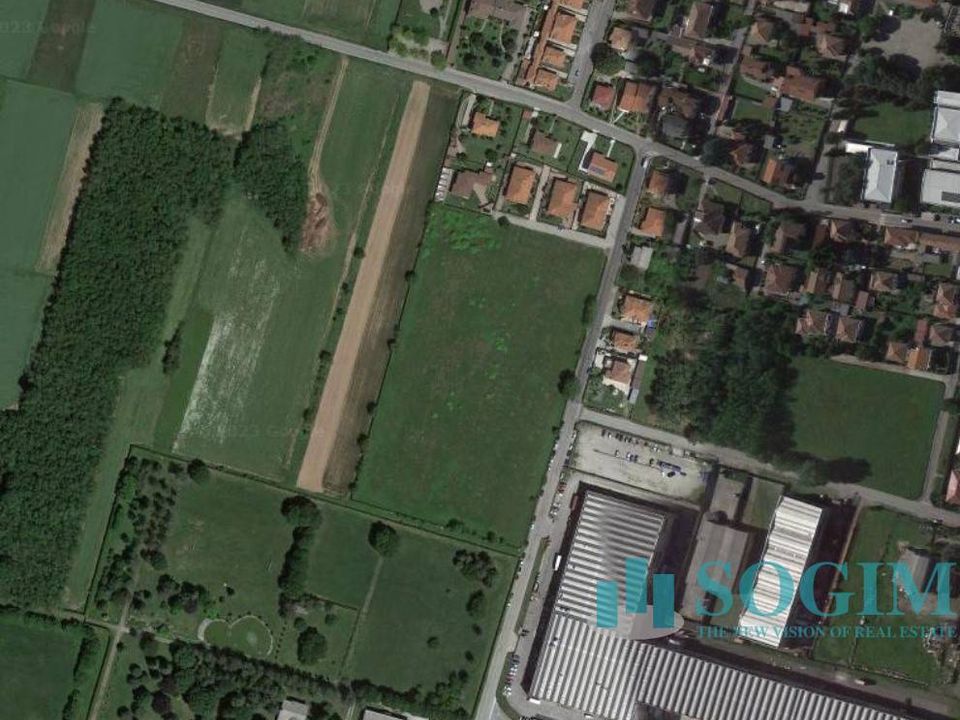Helårsgrund i Lonate Pozzolo, Varese - foto 5