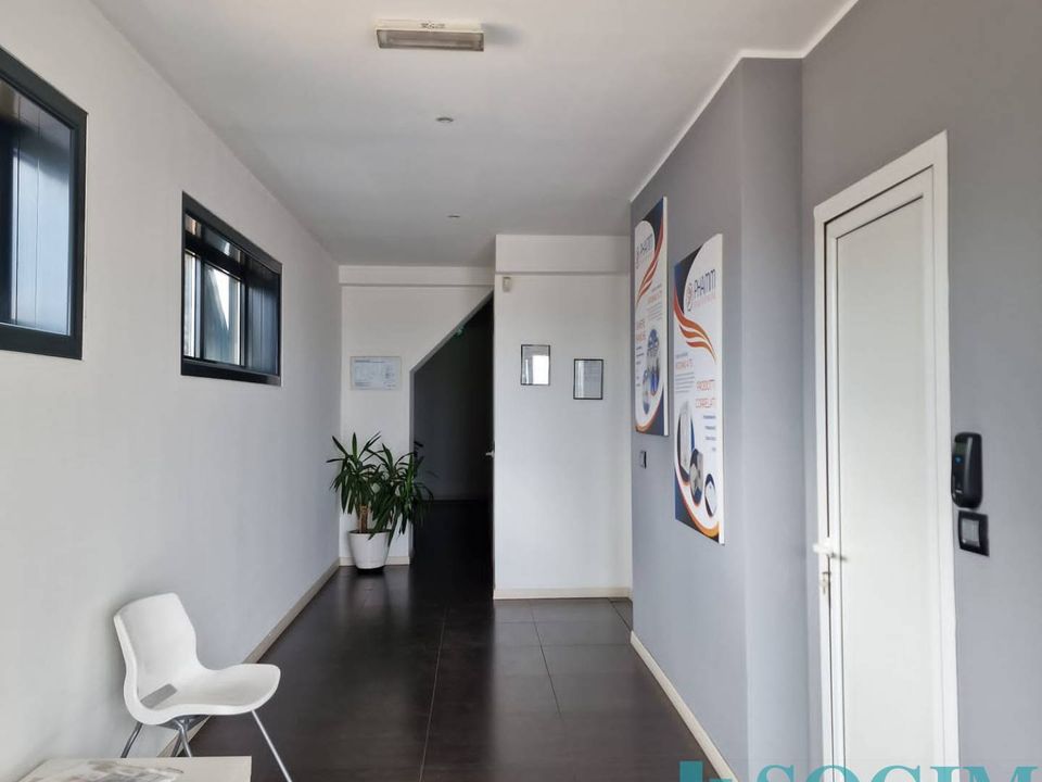 Erhvervsejendom i Pozzo d'Adda, Milan - foto 4