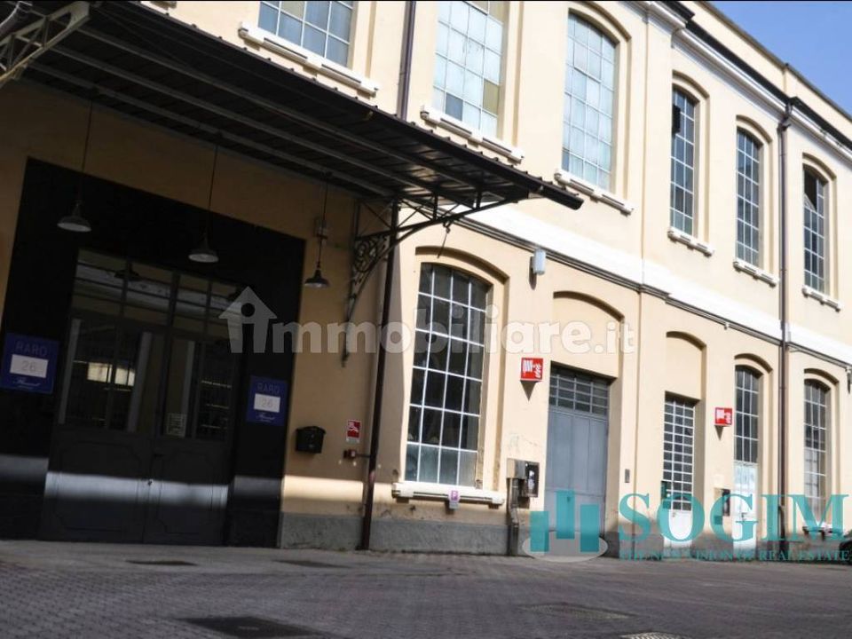Erhvervsejendom i Gallarate, Varese - foto 1