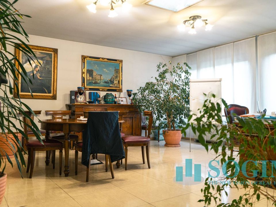 Erhvervsejendom i Desio, Monza and Brianza - foto 2