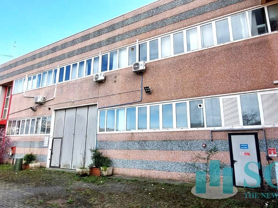 Erhvervsejendom i Brugherio, Monza and Brianza - foto 2