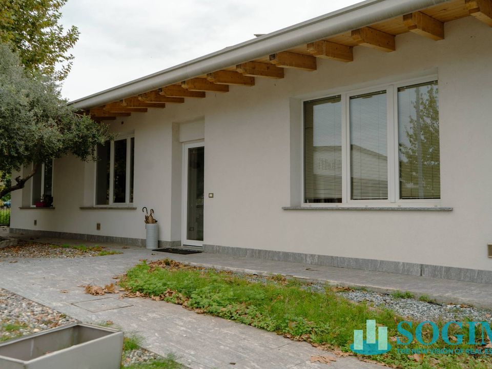 Erhvervsejendom i Lentate sul Seveso, Monza and Brianza - foto 2