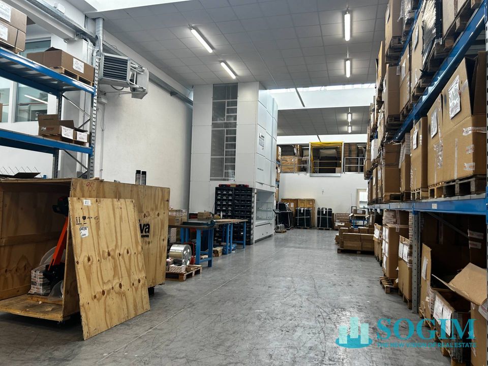Erhvervsejendom i Sesto San Giovanni, Milan - foto 5