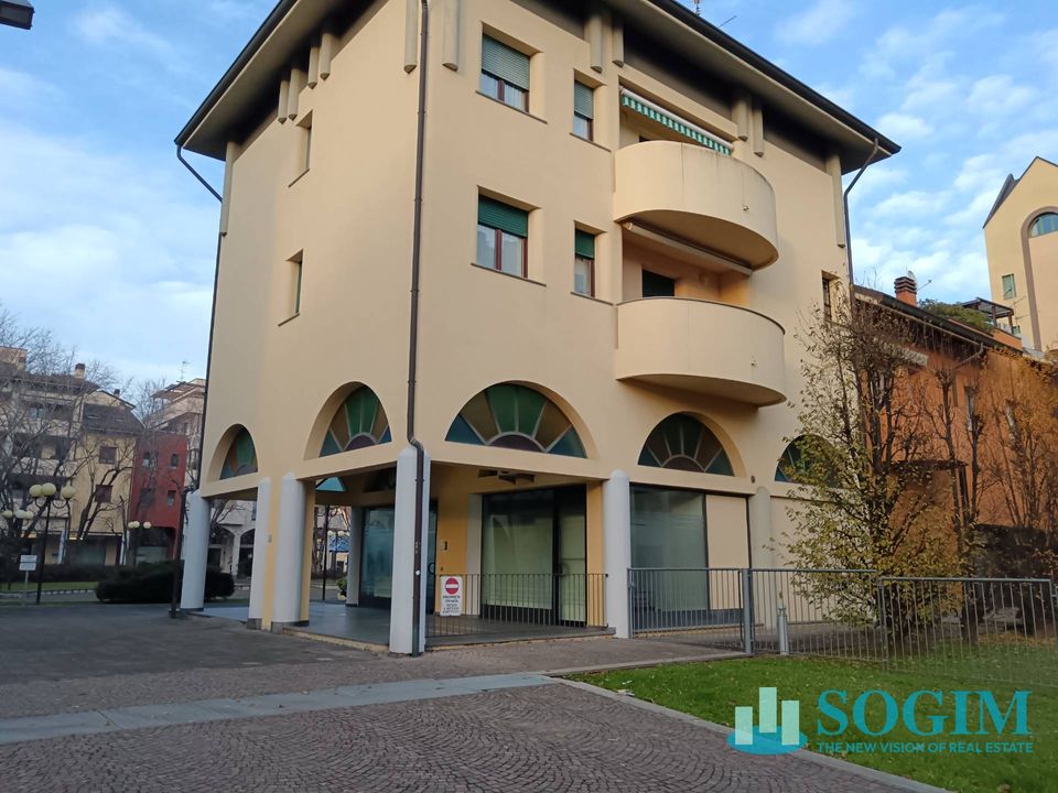 Erhvervsejendom i Lissone, Monza and Brianza - foto 3