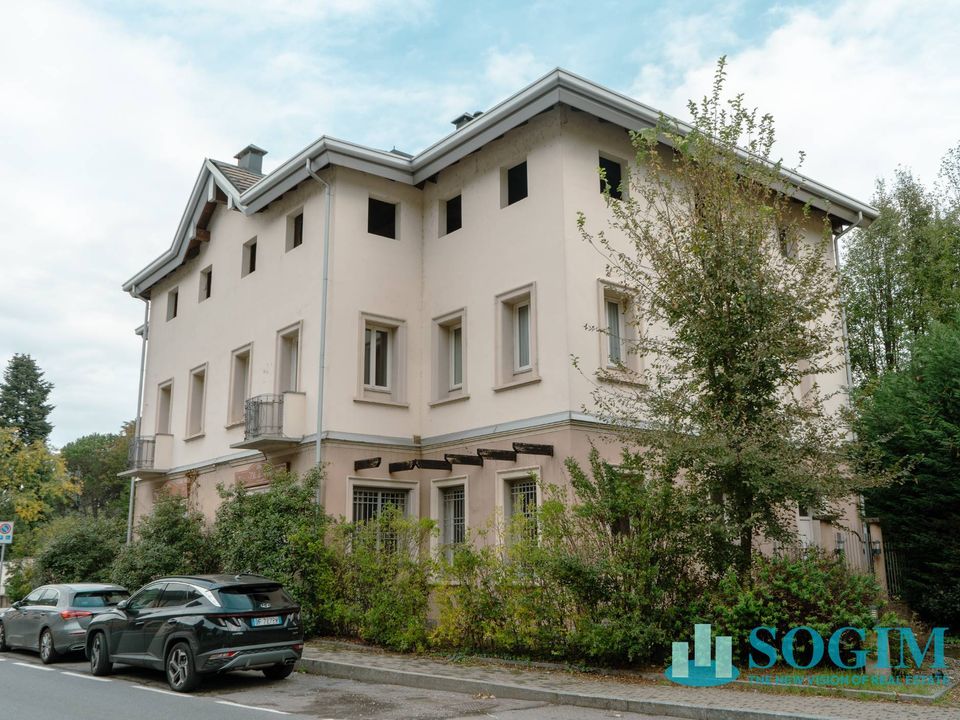 Erhvervsejendom i Seveso, Monza and Brianza - foto 1