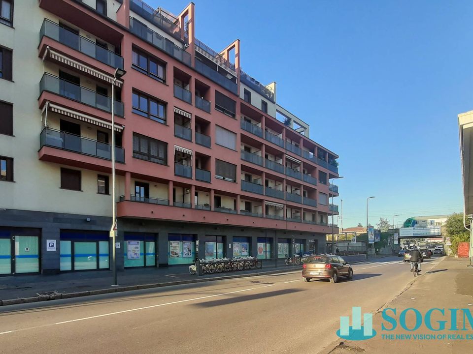Erhvervsejendom i Milan, Milan - foto 1