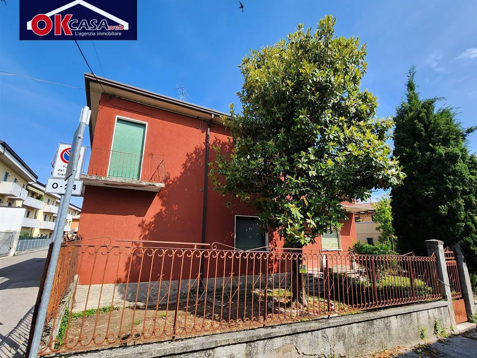 Villa in Bussolengo, Verona - foto 1