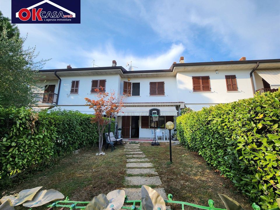 Rækkehus i Sirmione, Brescia - foto 1