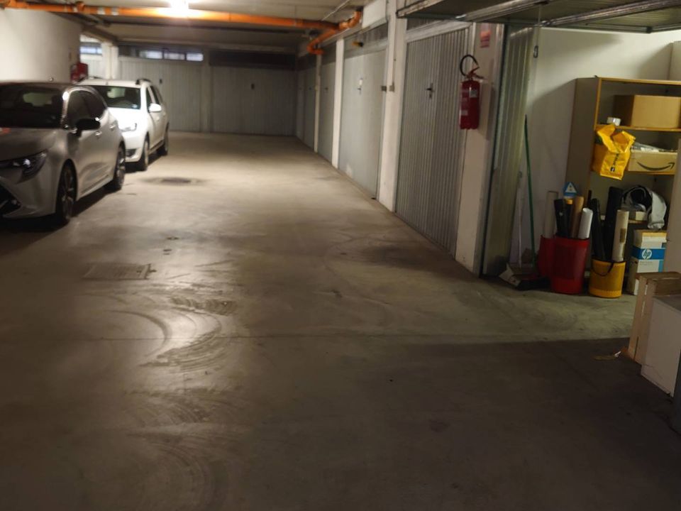 Parkeringsplads i Verona, Verona - foto 5