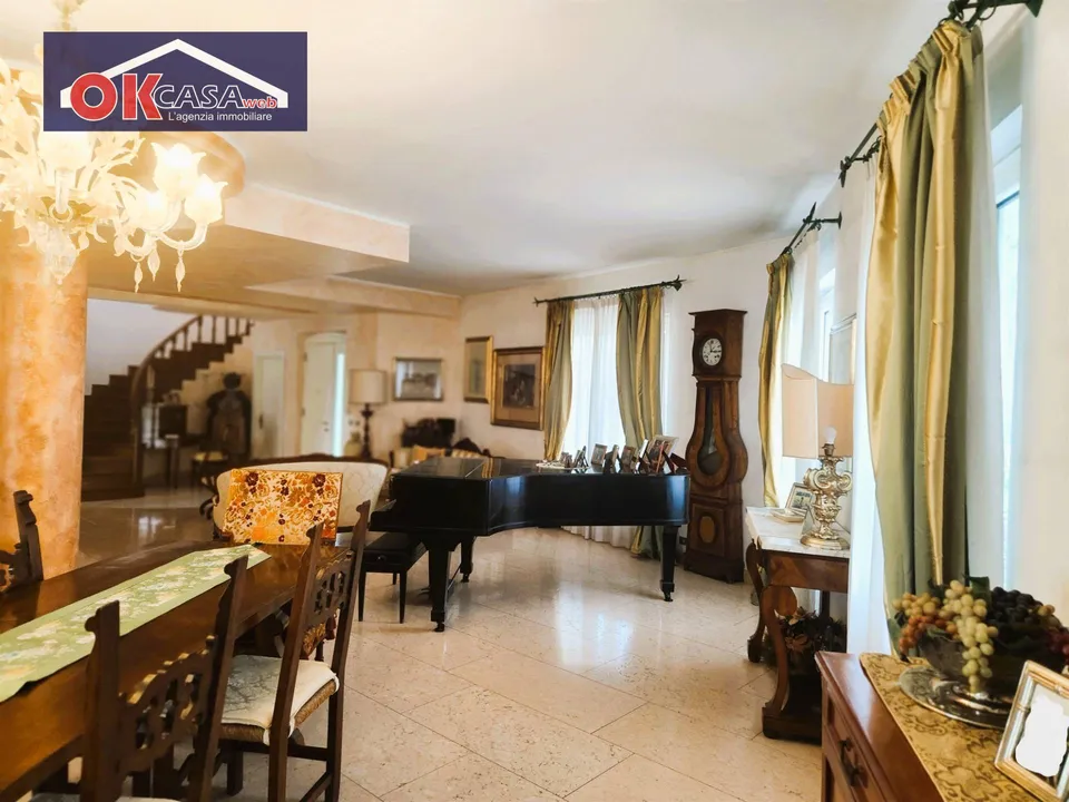 Villa i Castel D'Azzano, Verona - foto 1