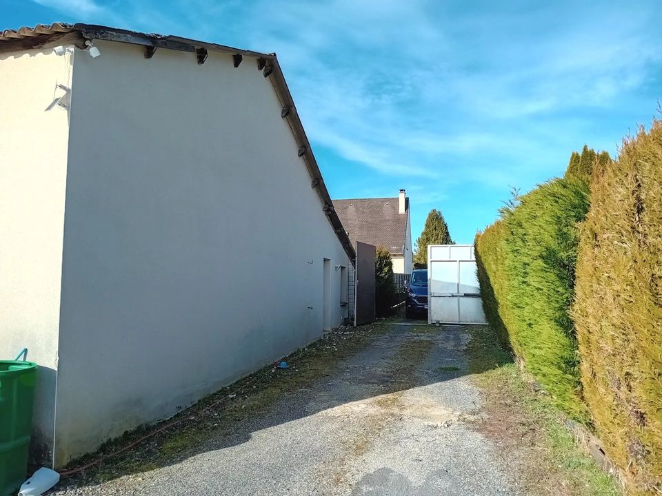Erhvervsejendom i Aurillac, Cantal - foto 4