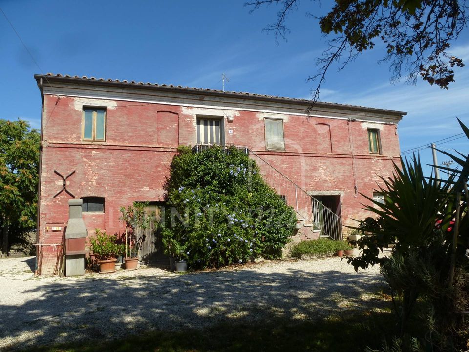 Landejendom i Montelupone, Macerata - foto 3