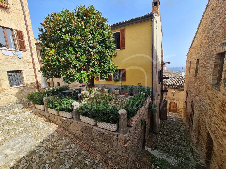 Villa en Montalto delle Marche, Ascoli Piceno - foto 2