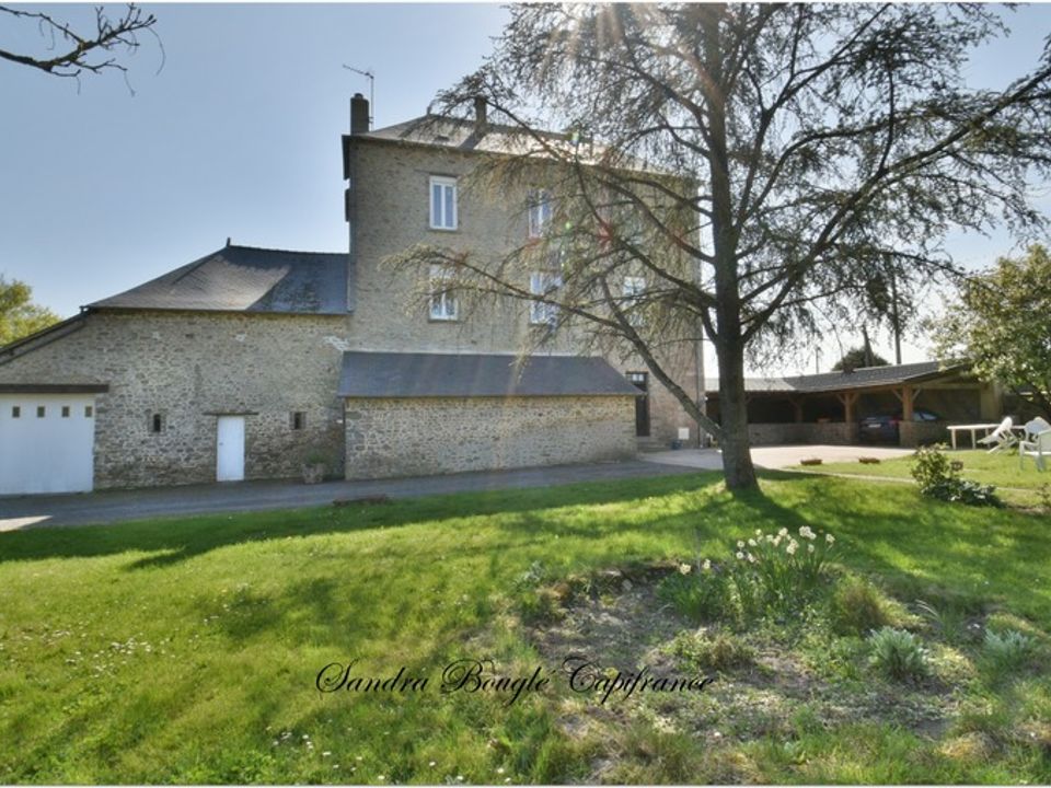 Landejendom i Martigné-sur-Mayenne, Mayenne - foto 1