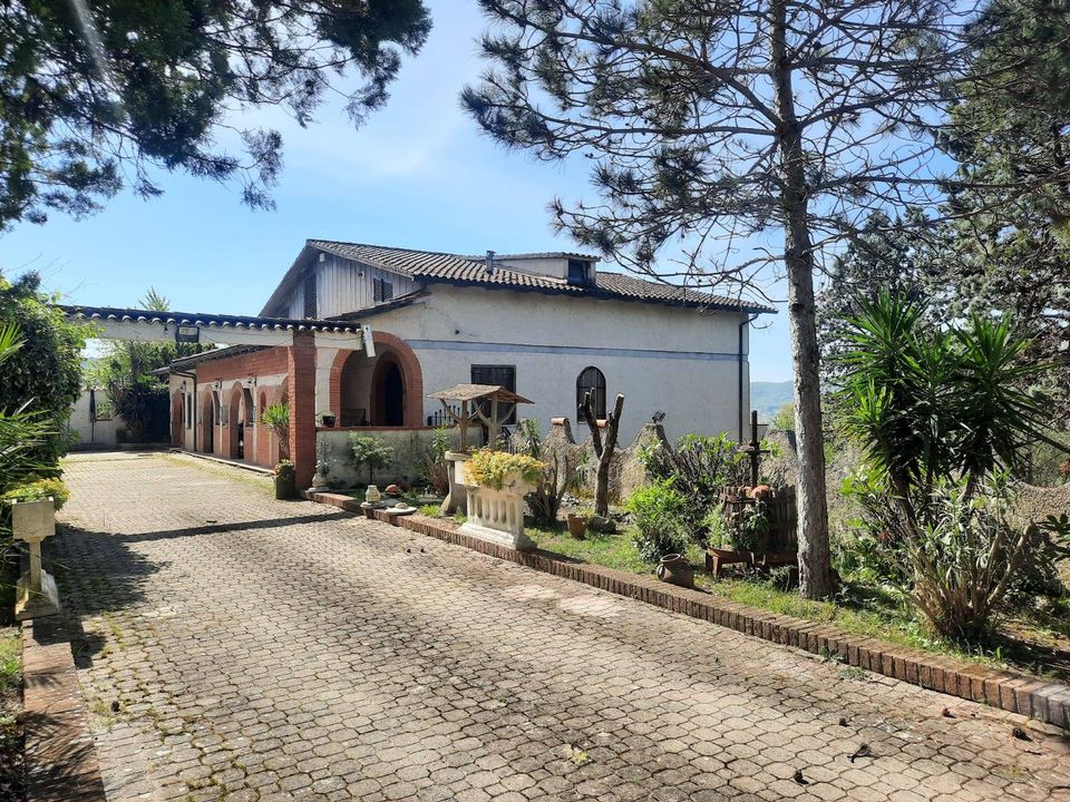 Villa i Orte, Viterbo - bilde 1