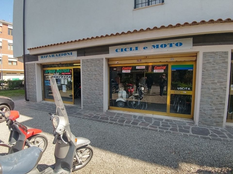 Erhvervsejendom i Modena, Modena - foto 2