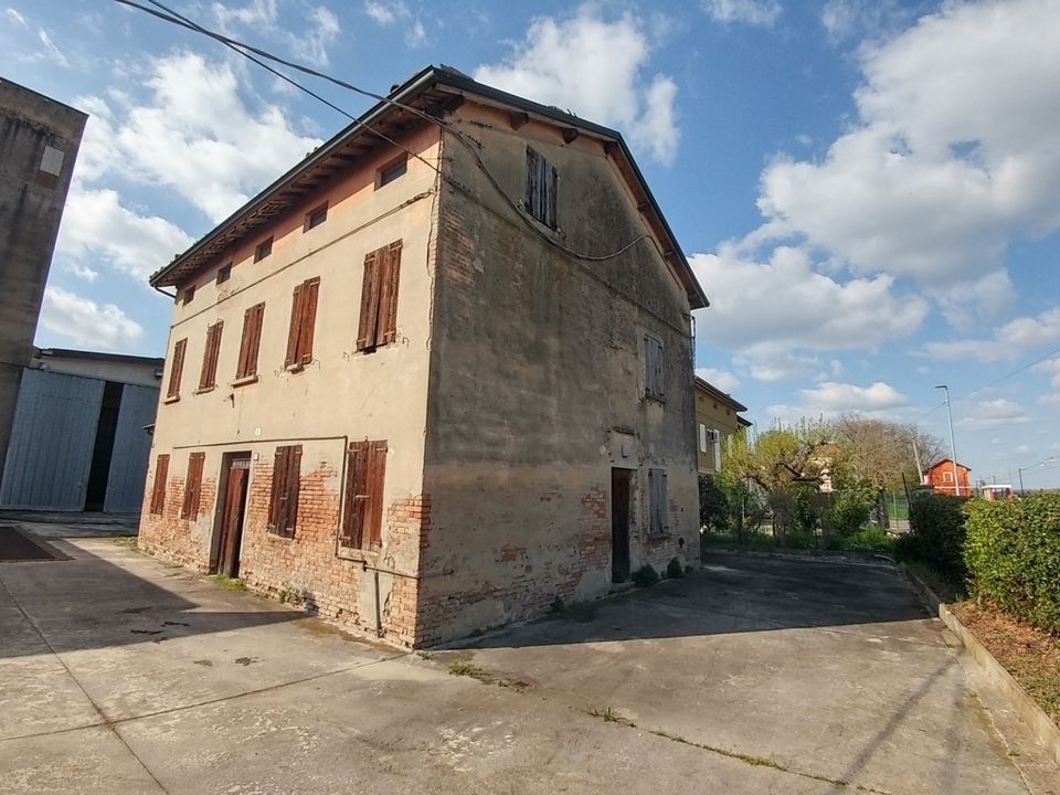 Erhvervsejendom i Novellara, Reggio Emilia - foto 2