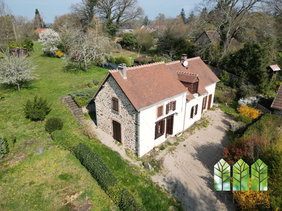 Villa - Bonnat, Creuse - photo 1