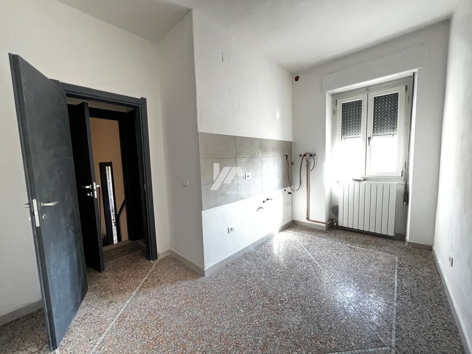 Erhvervsejendom i Brescia, Brescia - foto 1