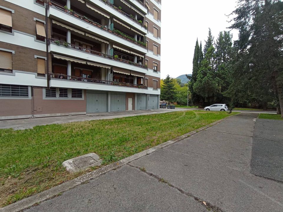 Parkeringsplads i Terni, Terni - foto 4